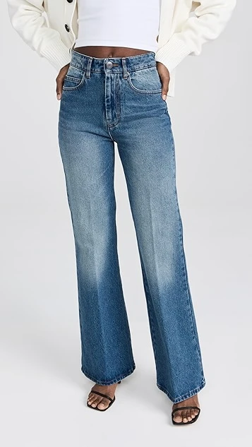 AMI Flare Fit Jeans
