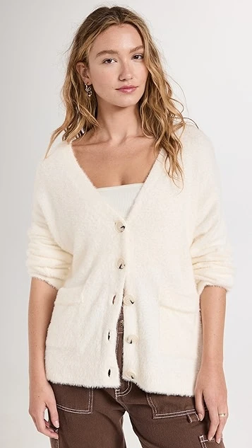 525 Short Eyelash Relaxed Cardigan - Image 7